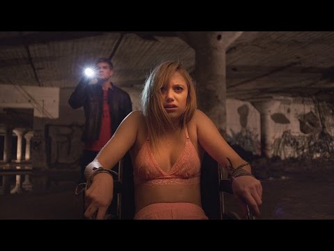 It Follows - Trailer
