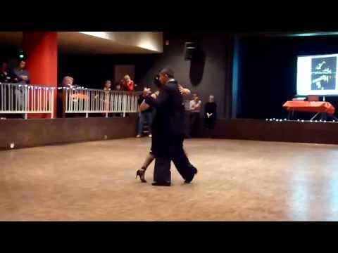  Jose Luis Gonzalez  and  Paulina Cazabon Goméz  are  dancing  to  the  milonga  "  Todos te quieren  "  by  Ángel D'Agostino