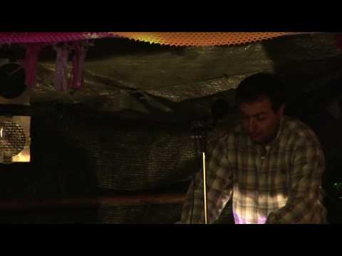 Há Tourada na Aldeia TEASER 1