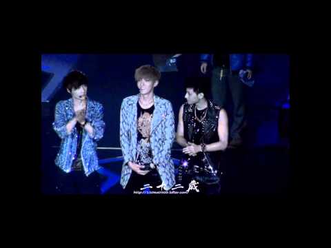 cute yixing during jiangsu end of year countdown