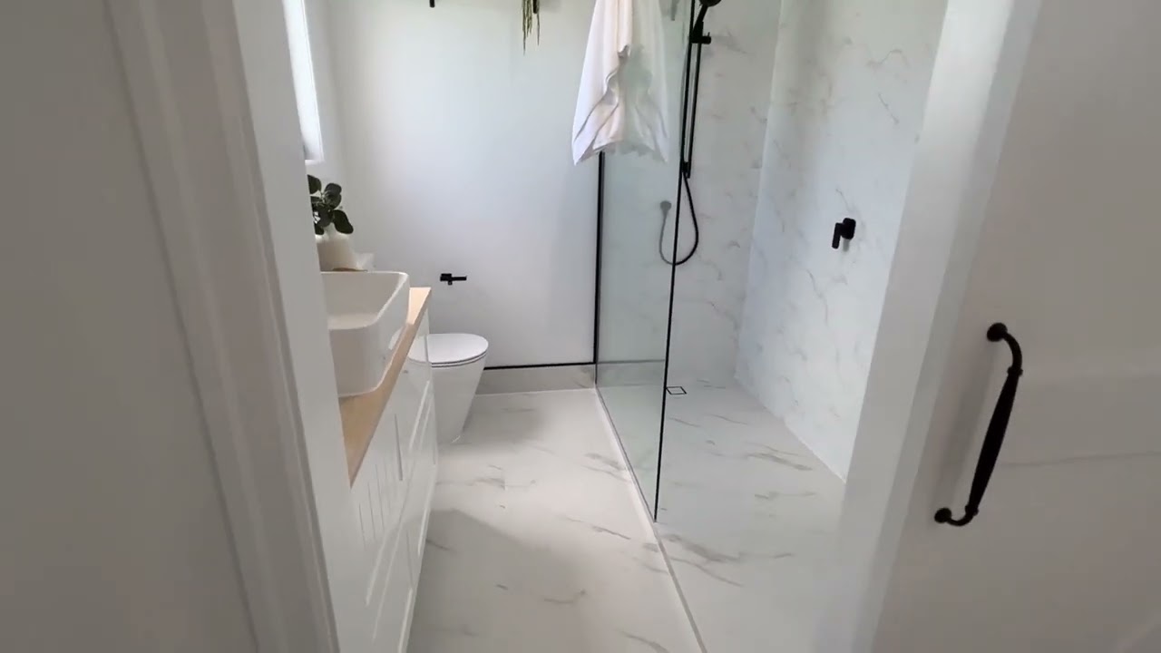 Property Video 79 Holmes Street, BRIGHTON QLD 4017