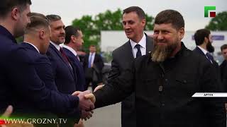 Рамзан Кадыров и Дмитрий Патрушев посетили предприятие «Стандарт-С»