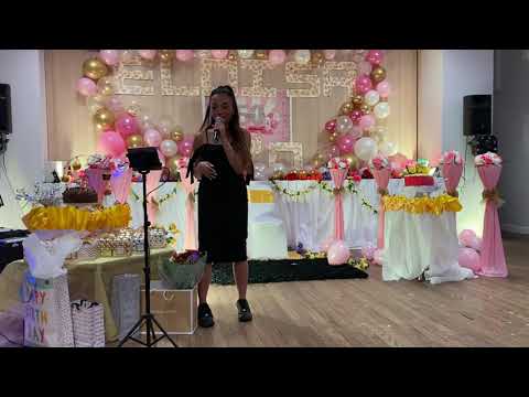 elice singing Empire state of mind