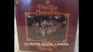 La Grande Chaine   by The Beaudoin Family Band