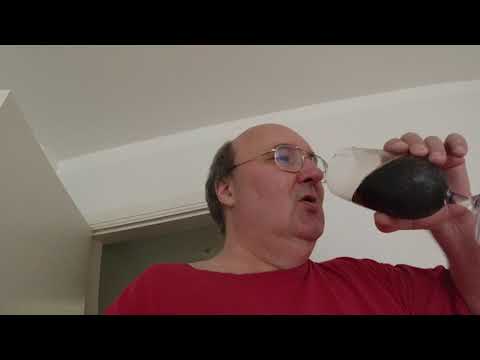 MongoTV_6236 - Kigger På Flyttekasser i Forstue Stået 7 År - Del 132 - Smider Rullebord UD