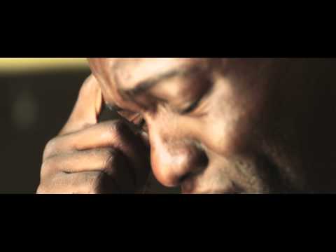 Johnny Vigeti feat Alicios Theluji - Mama