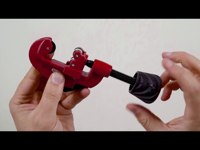 Video teaser for KS TOOLS 102.1000 Klein-Rohrabschneider 3-30mm (Unboxing)