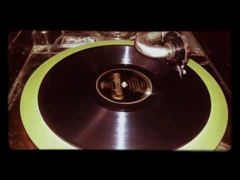 BANANA OIL - VAUGHN DeLEATH