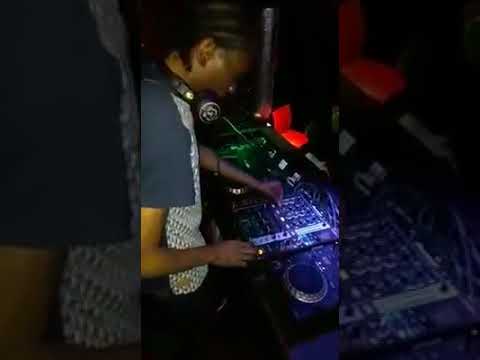 Dj Nathi mixing live @Channel m