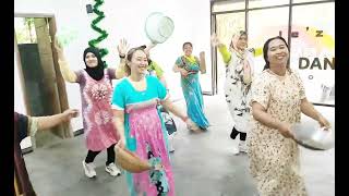 Download lagu DJ SANTRI PEKOK SPECIAL MOTHER DAY ZUMBA DANCE | SENAM KREASI JECLASS | JEZ STUDIO KUDUS mp3 Download lagu DJ SANTRI PEKOK SPECIAL MOTHER DAY ZUMBA DANCE | SENAM KREASI JECLASS | JEZ STUDIO KUDUS mp3