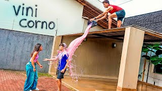 Com Ela Vocês não Mexe!! Joguei Iogurte Podre no Crush Maluco da Fefe!!🤮