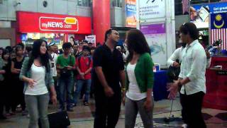 Akim, Nera, Ray &amp; Ira - Bayangan Ilham @ Akustika Raya 2011 (Part 3)