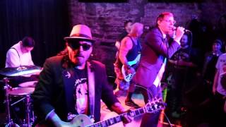 The DICKIES at Bowery Electric NYC 1st 3 songs off of Dawn Of The DICKIES LP 2016