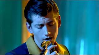 I WANNA BE YOURS jetzt Video ansehen