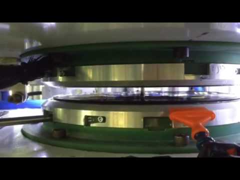 Pressing a vinyl cake