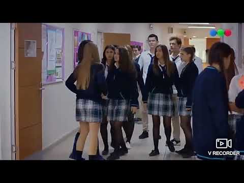 Huerfanas: Meral cachetea a Aleyna