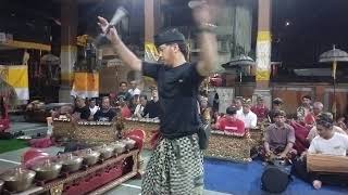 Download lagu tari trompong, sekehe Gong, Gurnita Sari, Br,Kalah,Peliatan mp3