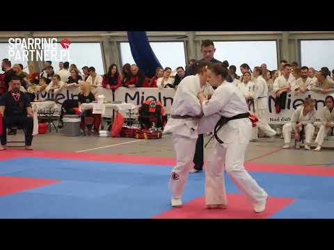 Agnieszka Ząbek vs Patrycja Tarasiewicz -60 kg Kwalifikacje do ME Shinkyokushin Mielno 2023