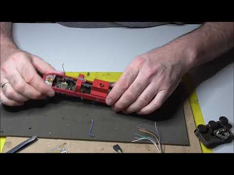 Fleischmann 4377 E-Lok BR 103 115-2     ESU Dekoder Einbau