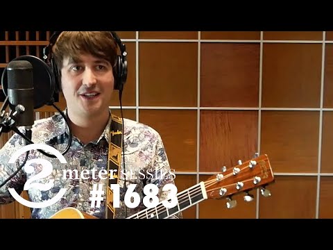 Yorick van Norden - Train In The Station (Live on 2 METER SESSIONS)