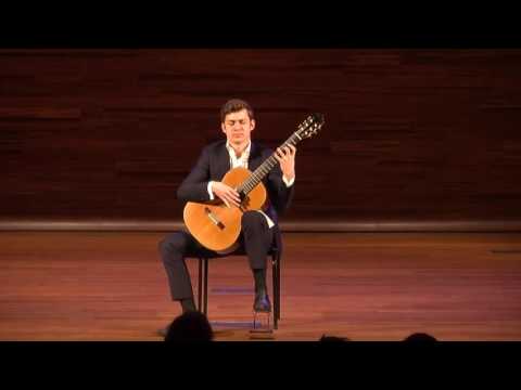 Thibault Garcia performs Invocacíon y danza by Joaquin Rodrigo