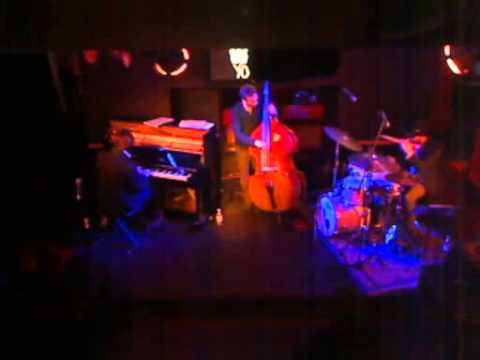 Alessandro Lanzoni Trio