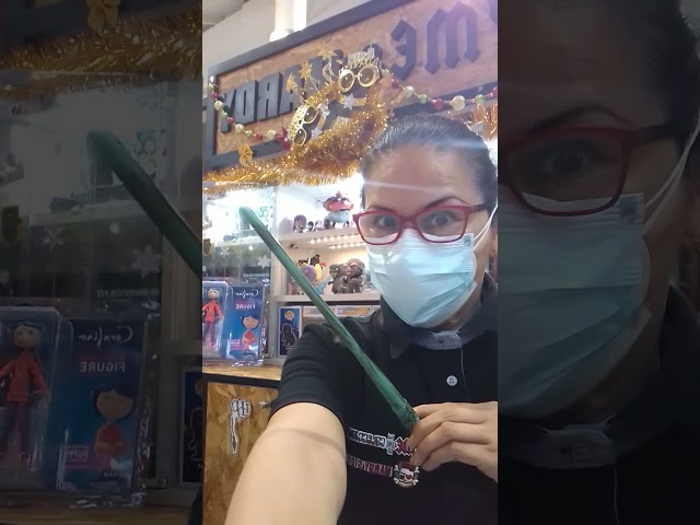 Vídeo relacionado con Galenecx 10 Piezas Lápices de varita mágica, 20cm lápices de madera natural, Regalo Lápiz Multifuncional, para fiesta de cumpleaños mágica, recompensa escolar, decoración de Halloween