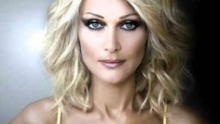 kane ena taksidi mesa sta matia mou NATASA THEODORIDOU