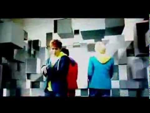 OFFICIAL HD) 120329 Super Junior  Mr. Simple MV (3D LG Version)