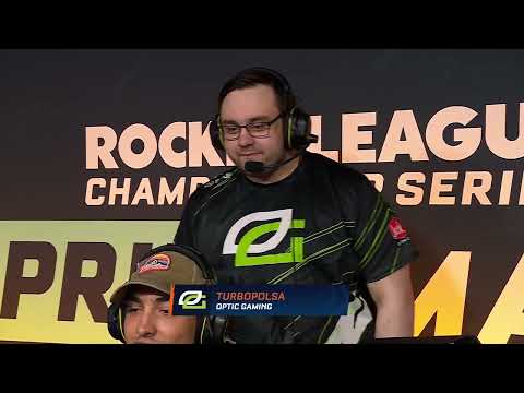 Turbo Trying to Dodge the Camera