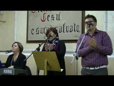 Gruppo Musicale "Gesu' e il Signore " canta "Gesu' sei il mio Salvatore"