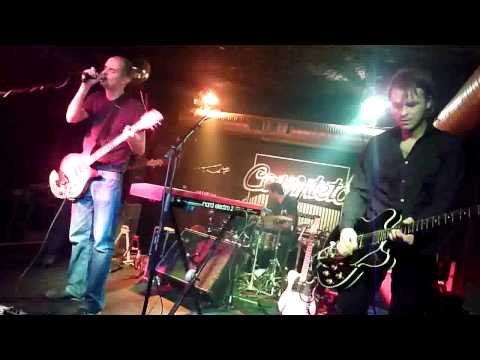 The Twist - Corvintető