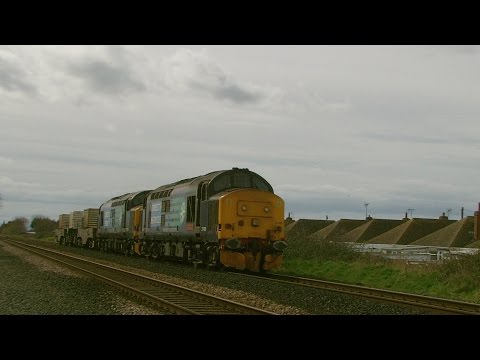 Prestatyn 8.4.2016 - DRS 37409 Lord Hinton & 37606 on Valley Flasks - engine tones