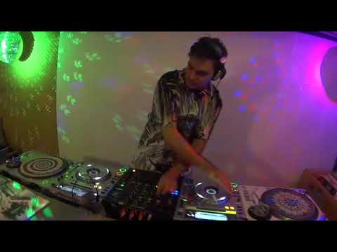 Rafael Sorol en el estudio de Caligaris