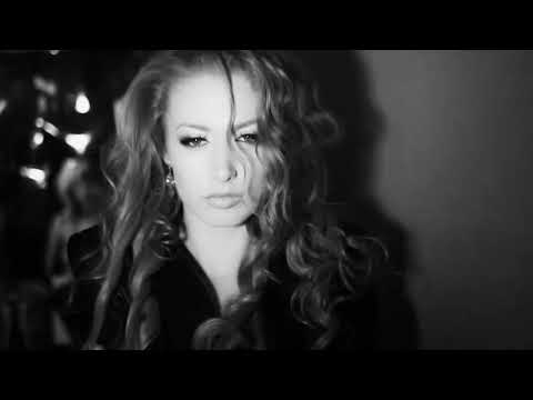 Nicole Stroiny feat  Bisc & Ja'Mike   Red lights