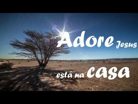 Jesus Está na Casa - Cris Lorrane VideoLetra