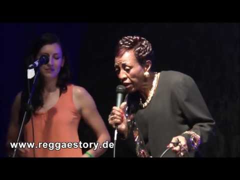 Stranger Cole & Patsy Todd & The Steadytones - It´s So Hard Without You - This Is Ska Festival - 5
