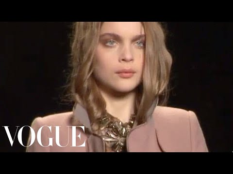 Fashion Show - Nina Ricci: Fall 2008 Ready-to-Wear