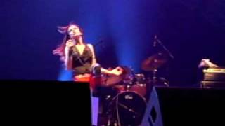 Juliette &amp; the Licks - So Amazing