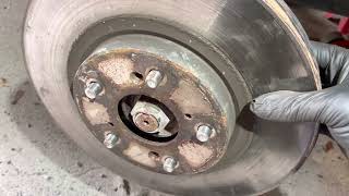 Trick to remove stuck brake rotor Honda Pilot. (Worked for me anyway 🤷‍♂️)