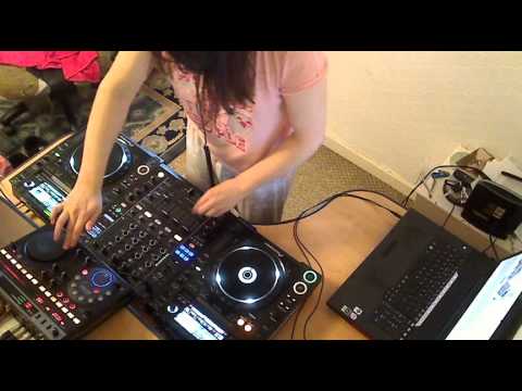 DJ Tyujia - The Heavyweight Buddha Mix