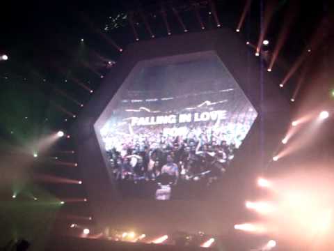 Above & Beyond@ Transmission Digital Madness (19.11.2011 O2 Arena Prague)