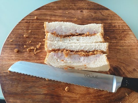 Taro with Pork Floss Sandwich (芋泥肉鬆吐司)