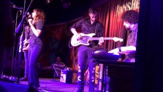 Nicole Atkins: Darkness Falls So Quiet