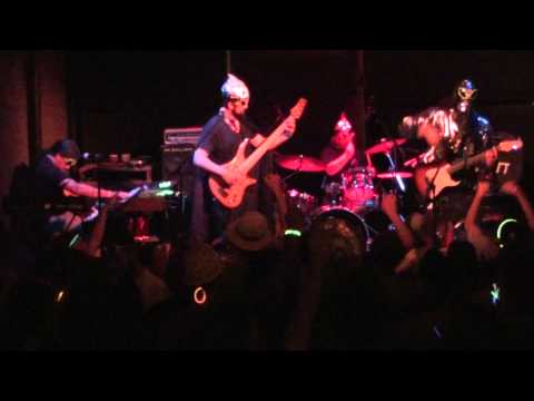 The Breakfast 2010-10- 29 t03 Space Oddity  [HD-1cam]