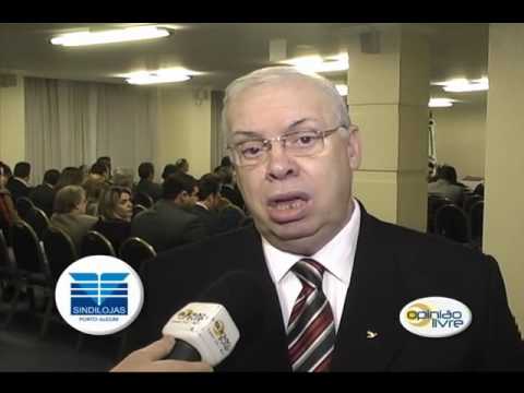 19.07.10 - Opinião Livre - CRECI-RS entrega credenciais a 80 novos corretores (parte 1/2)