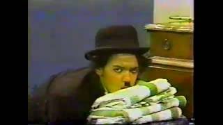 Sesame Street - Chaplin and the drawers (original version)