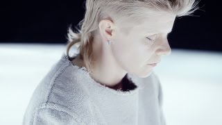 Ryksopp Robyn Monument Video