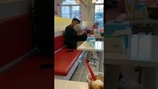 Download lagu sepasang muda mudi sedang asyik bermesraan terekam kamera hp di sebuah lestoran#shorts mp3 Download lagu sepasang muda mudi sedang asyik bermesraan terekam kamera hp di sebuah lestoran#shorts mp3