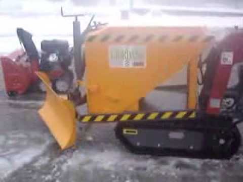 MOTOCARRIOLA CINGOLATA GIOR 600 KG HONDA - SPARGISALE + LAMA NEVE da Giordano Cairo